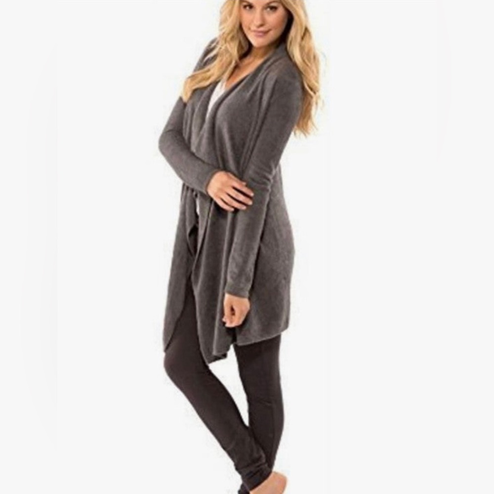 Barefoot Dreams CozyChic Lite Calypso Wrap in Graphite - Picture 11 of 11
